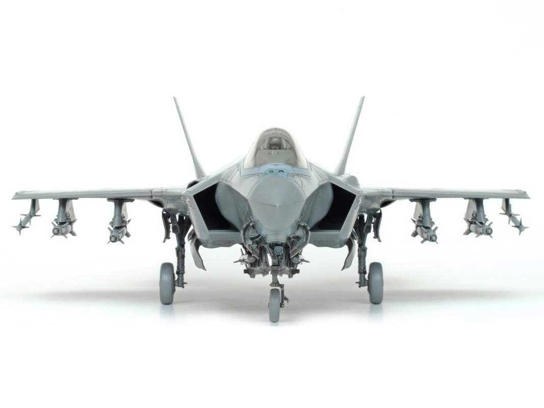 New Images of the Lockheed Martin F-35A Lightning II model kit