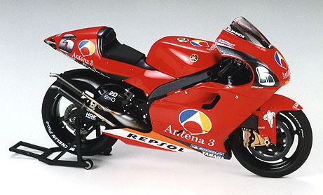 Antena 3 Yamaha D'Antin Yzr500