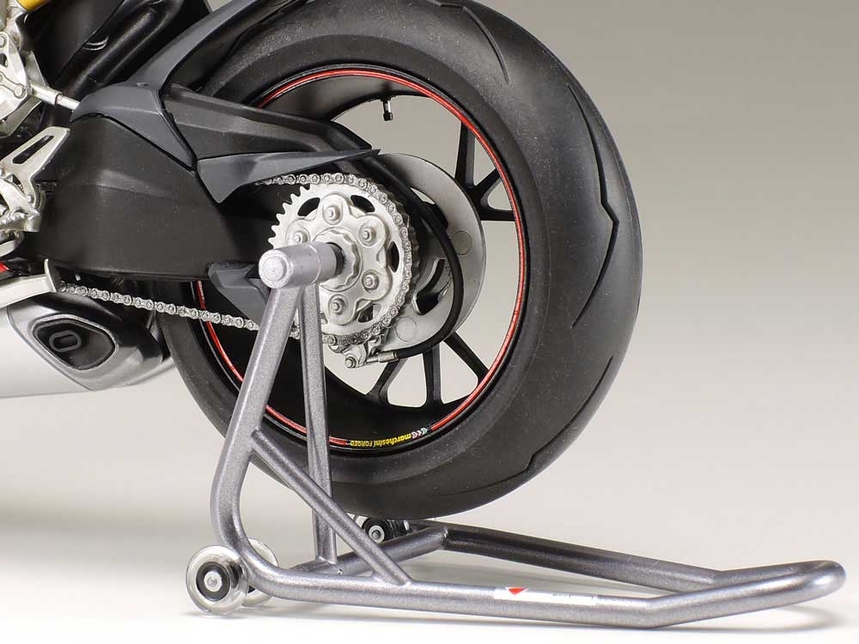 Maquette Moto : Ducati 1199 Panigale S - Jeux et jouets Tamiya - Avenue des  Jeux