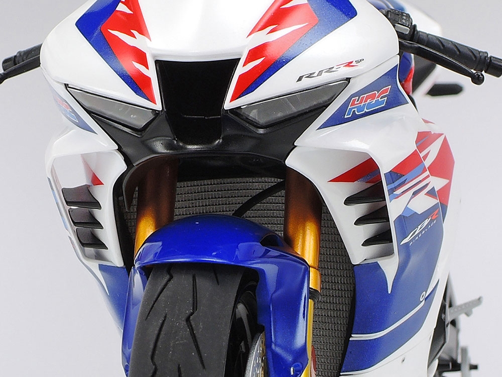 Tamiya 300014138 Honda CBR 1000-RR-R Fireblade SP Maquette de moto