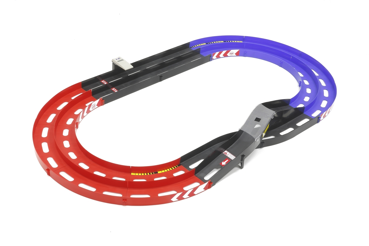 Jr Oval Home Circuit Red/Blue Two Level Change / Tamiya USA