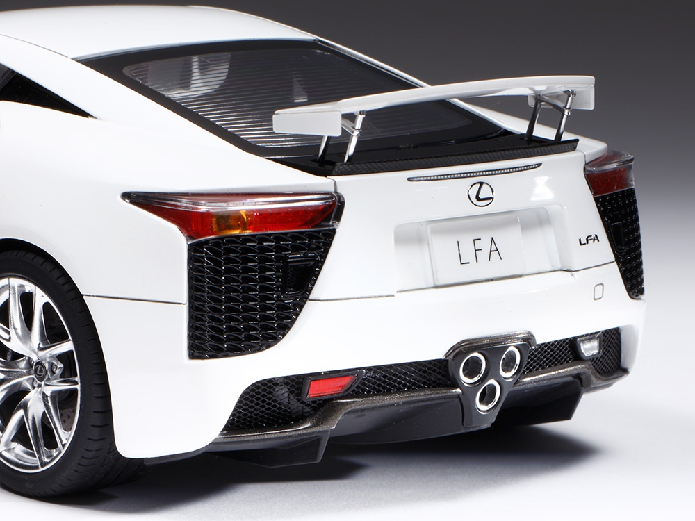 プラモデル完成品 きぬごしさん様専用 Lexus LFA タミヤ1/12 - メルカリ