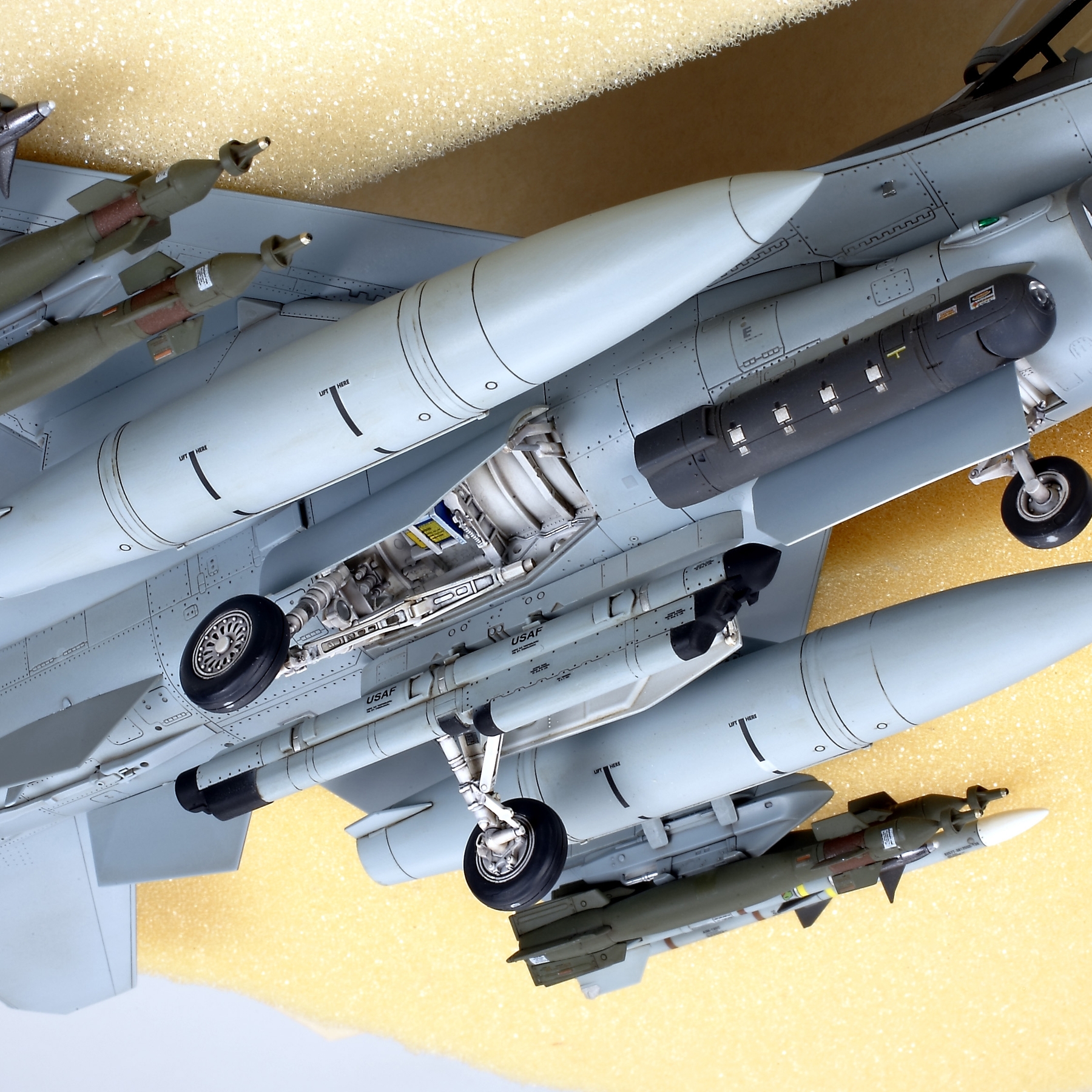 Award Winner Built Tamiya 1/48 F-16C Fighting Falcon ANG Block 25/32 +Resin  +PE