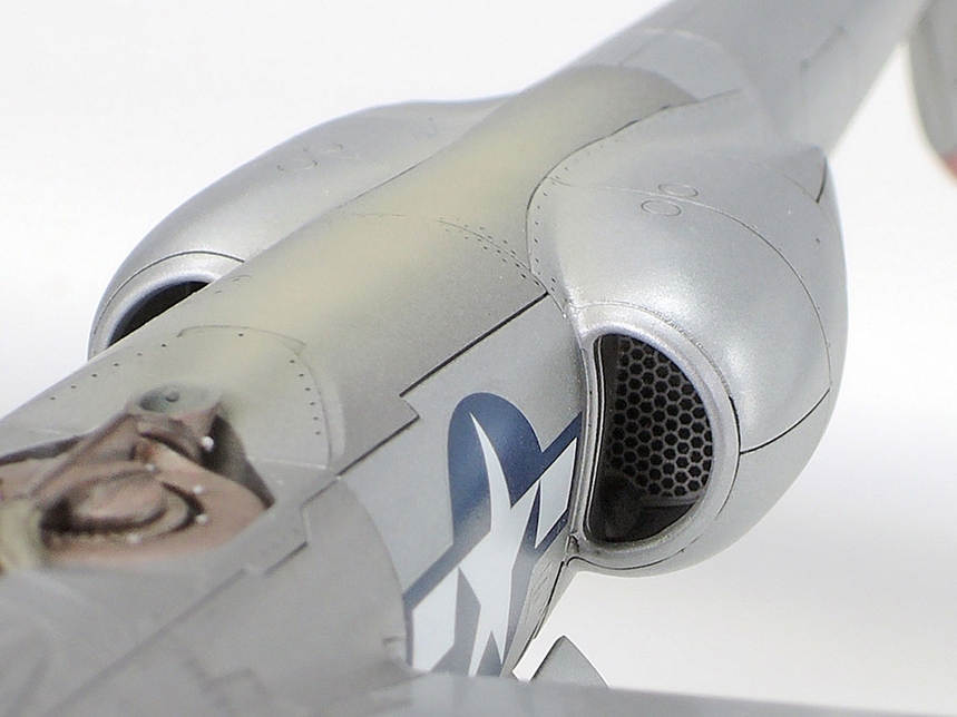 Tamiya 61123 Lockheed® P-38® J Lightning® / Tamiya USA