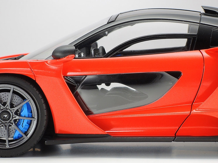 Tamiya 24355 McLaren Senna 1/24 Scale Model Kit / Tamiya USA