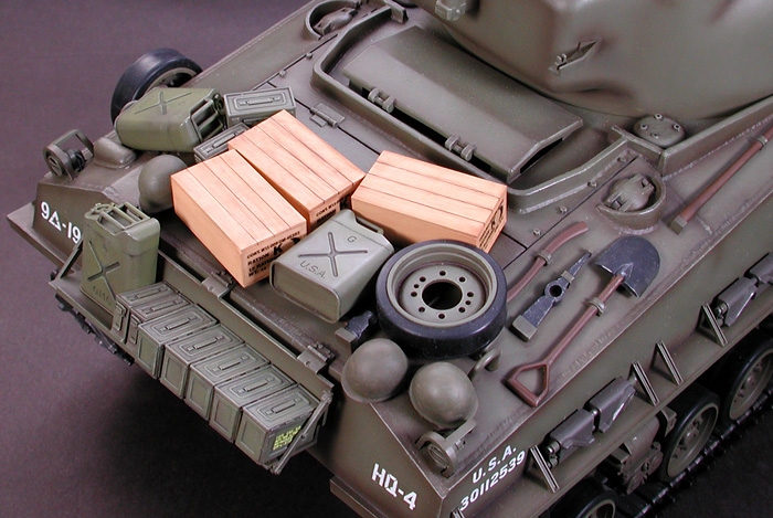 Tamiya M4 Sherman 105Mm Howitzer Full Option Kit / Tamiya USA