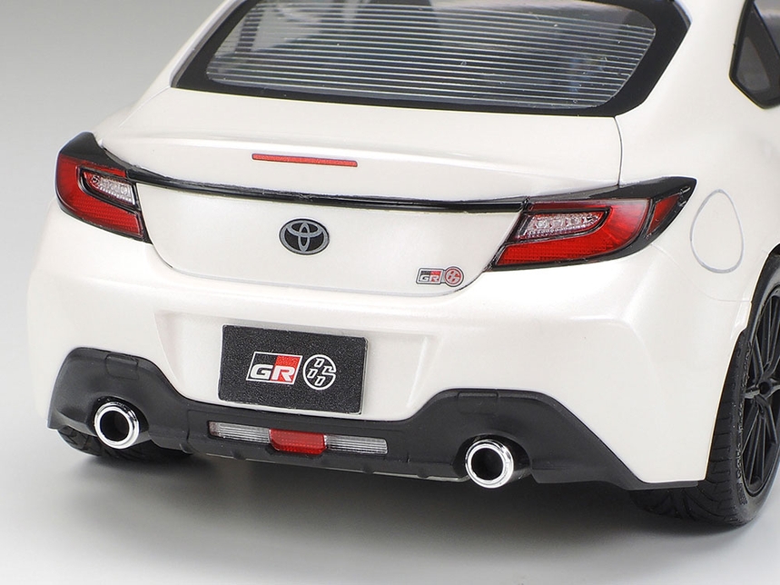 Tamiya 24361 Toyota GR 86 Model Kit / Tamiya USA