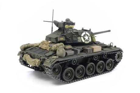 Us Light Tank M24 Chaffee