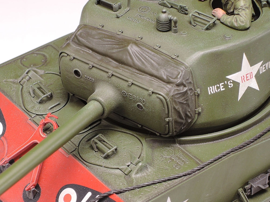 Us Medium Tank M4A3E8 Sherman