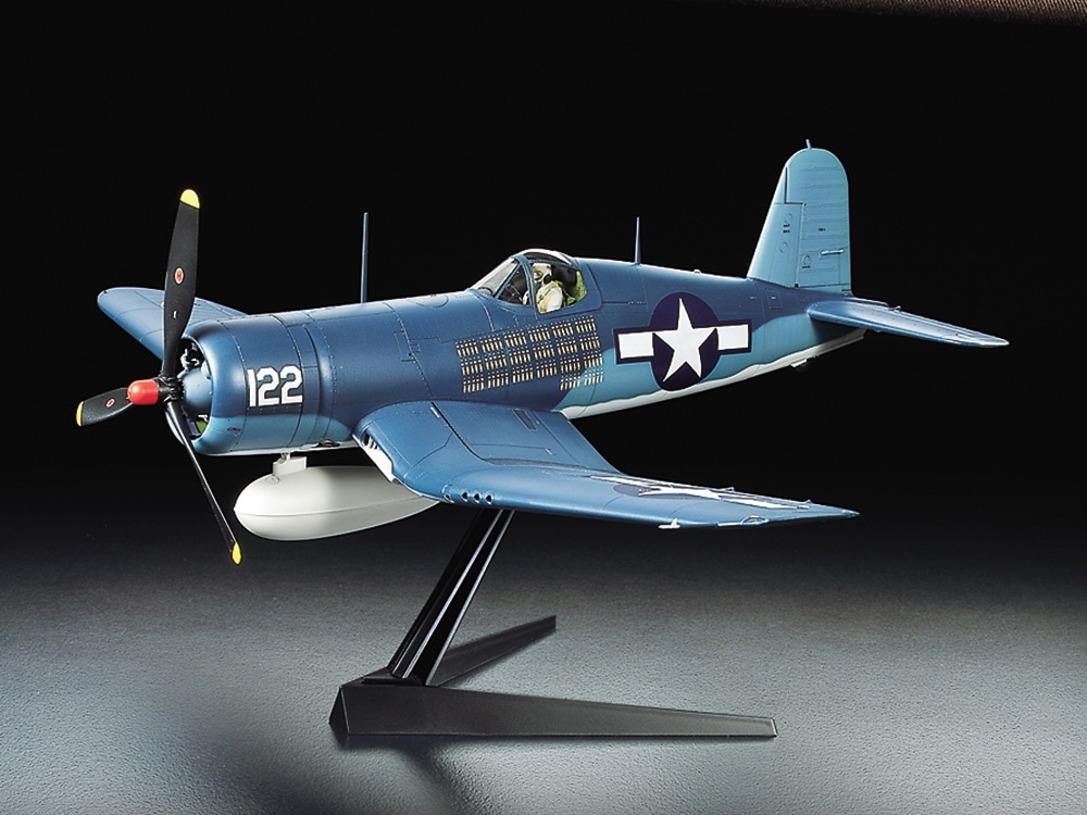 Tamiya Maquette avion : Vought F4U-1 Corsair pas cher 